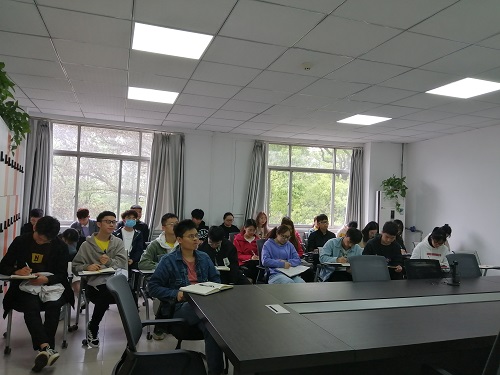4参会人员.jpg